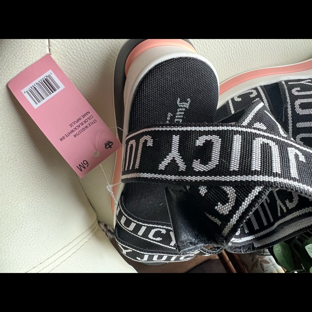 Juicy Couture Impulse Wedge Sandals Strappy Ankle Logo Sz 6 Black White Pink NEW - Picture 10 of 10